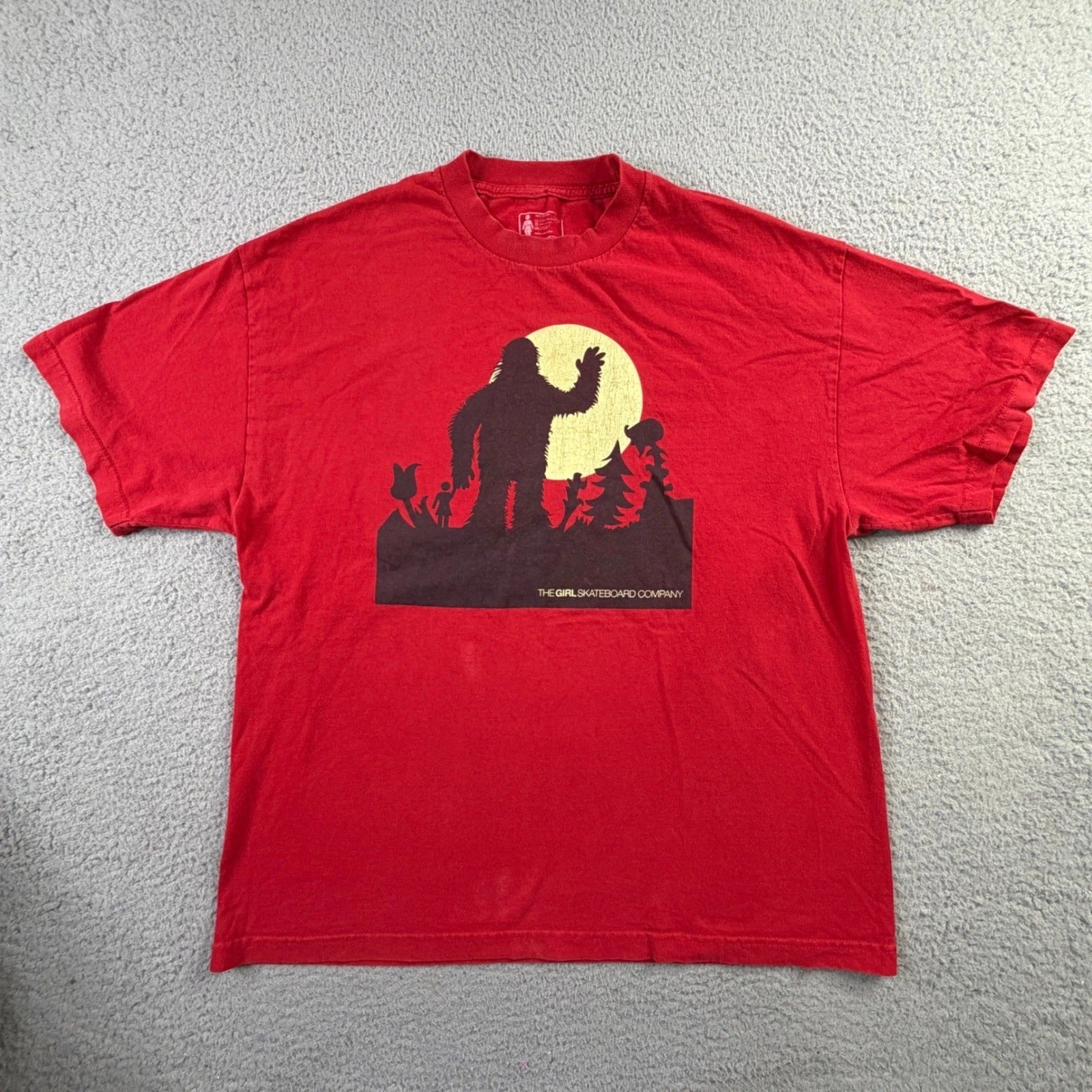 Vintage Girl Skateboard Company Bigfoot Sasquatch Y2K Skate Shirt XL Made In USA