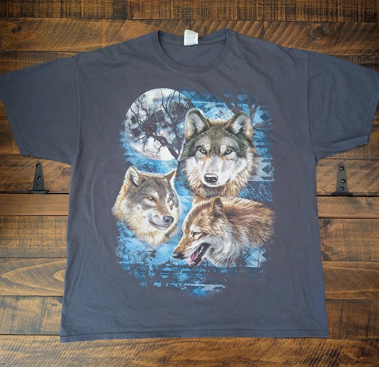 Y2K Fruit Of The Loom Wolfpack Full Moon Graphic Gray T-Shirt Size XL