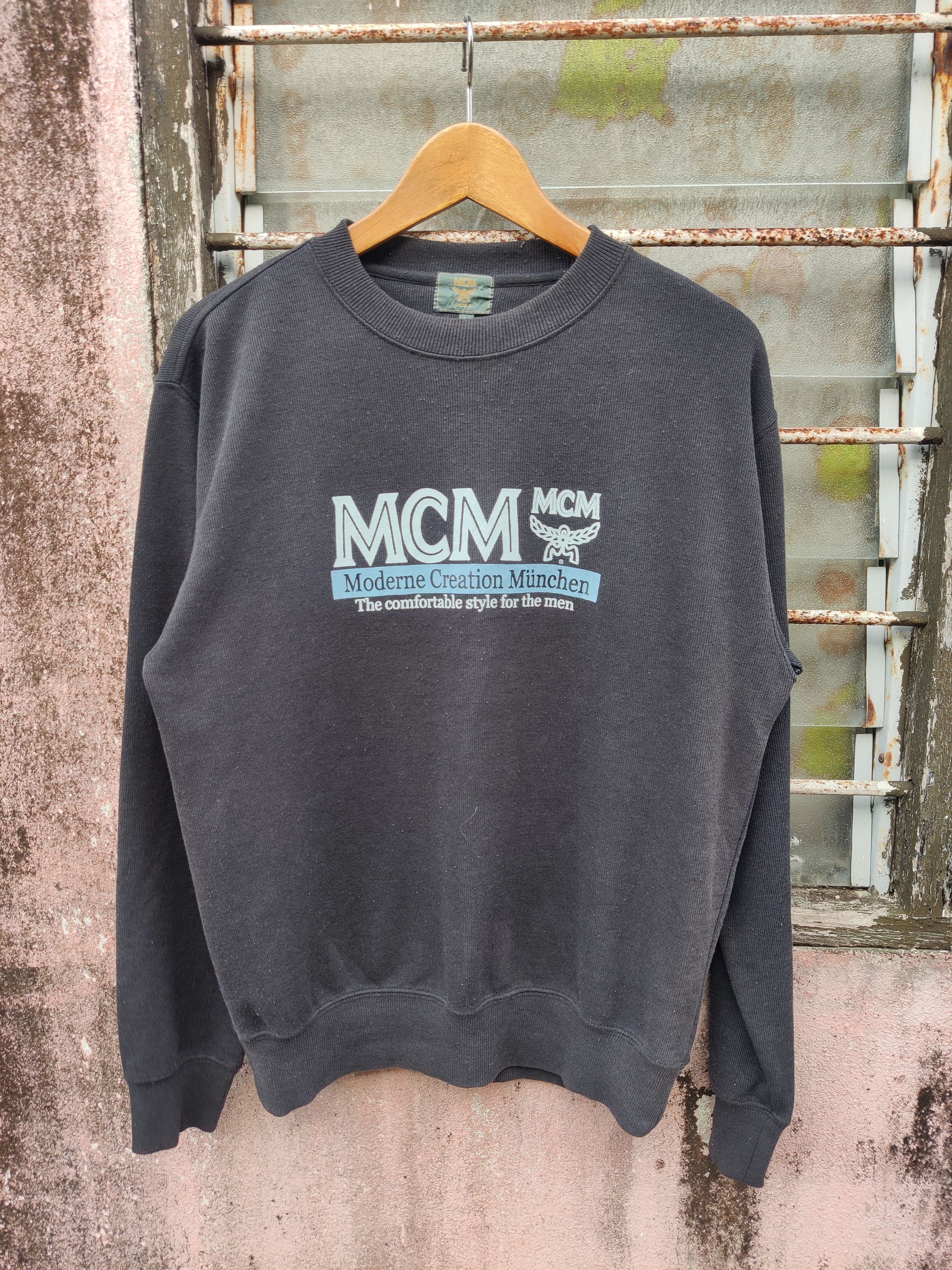 Vintage Mcm Golf Munchen Sweatshirt T-Shirts, Hoodie | PodWearCo.com